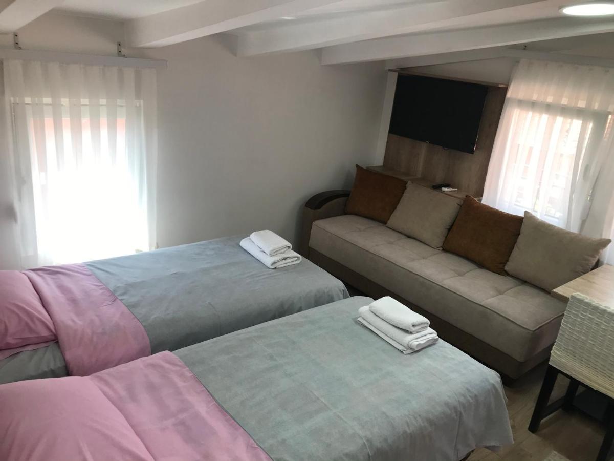 Apartamento Centar Bruno Novi Pazar Exterior foto